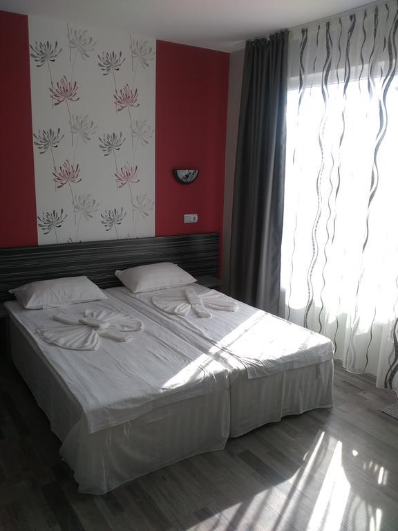 Fits Guest House Primorsko Exterior photo